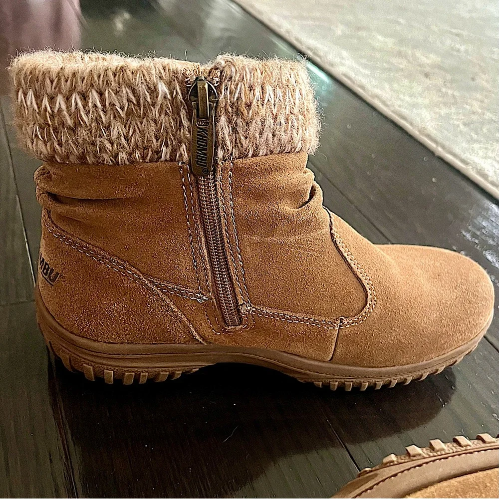 Khombu Laura Suede Leather Boots with Knit Trim in Chestnut Brown - Picture 7 of 16